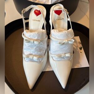 Larroude Brooks Pump Women’s White Heels Size 8